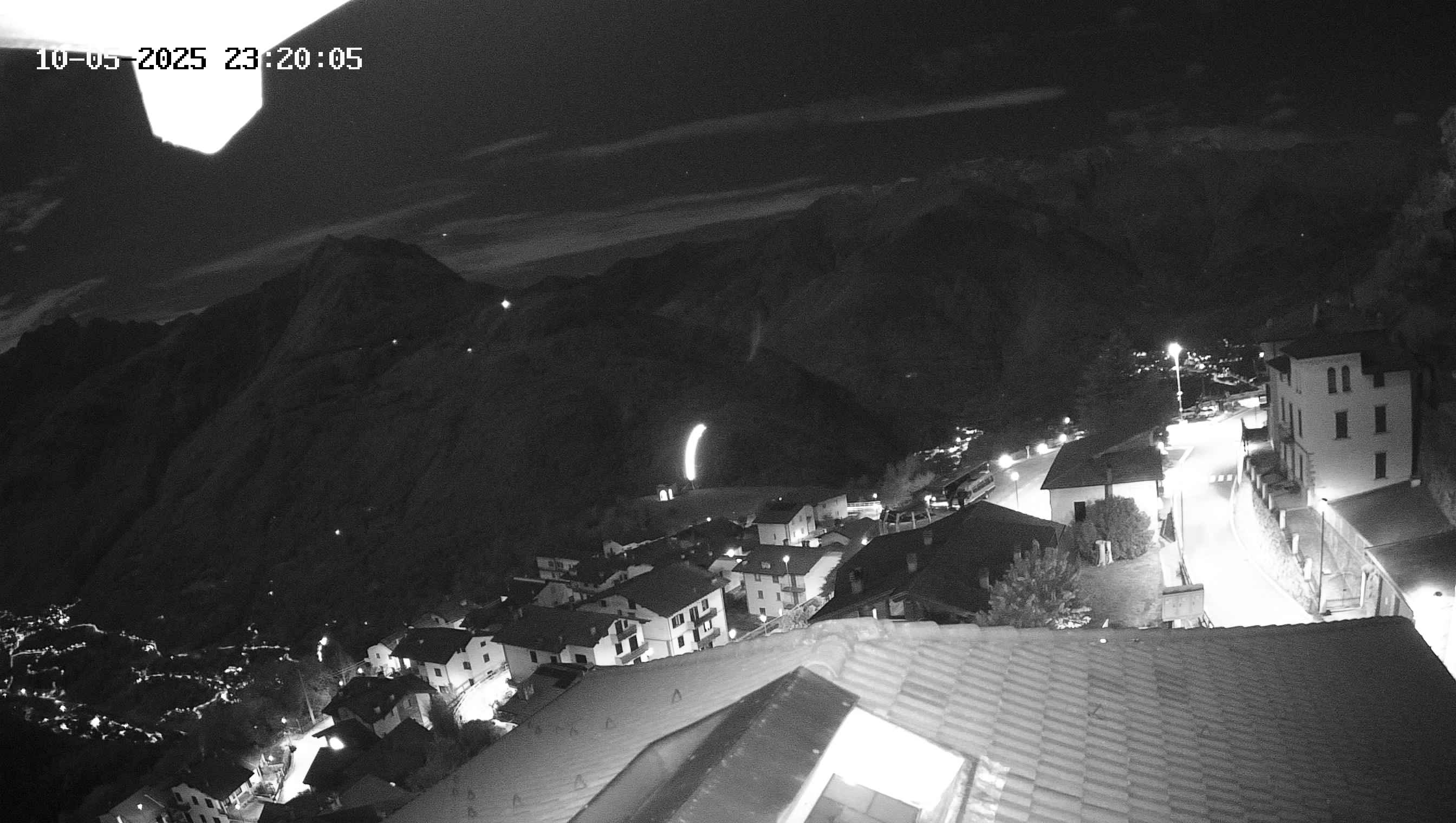 immagine della webcam nei dintorni di Teglio: webcam Cevo