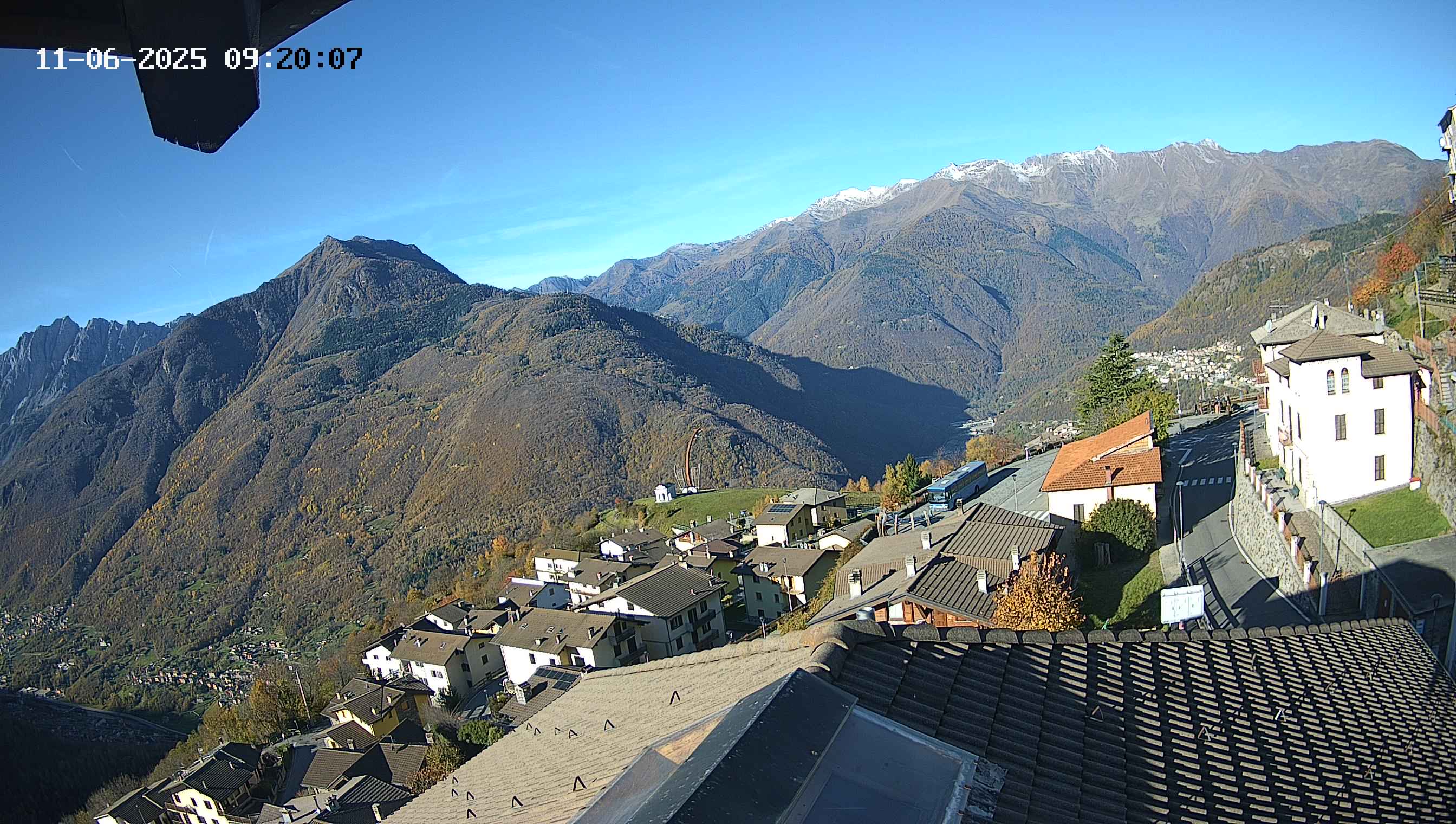 immagine della webcam nei dintorni di Saviore dell'Adamello: webcam Cevo