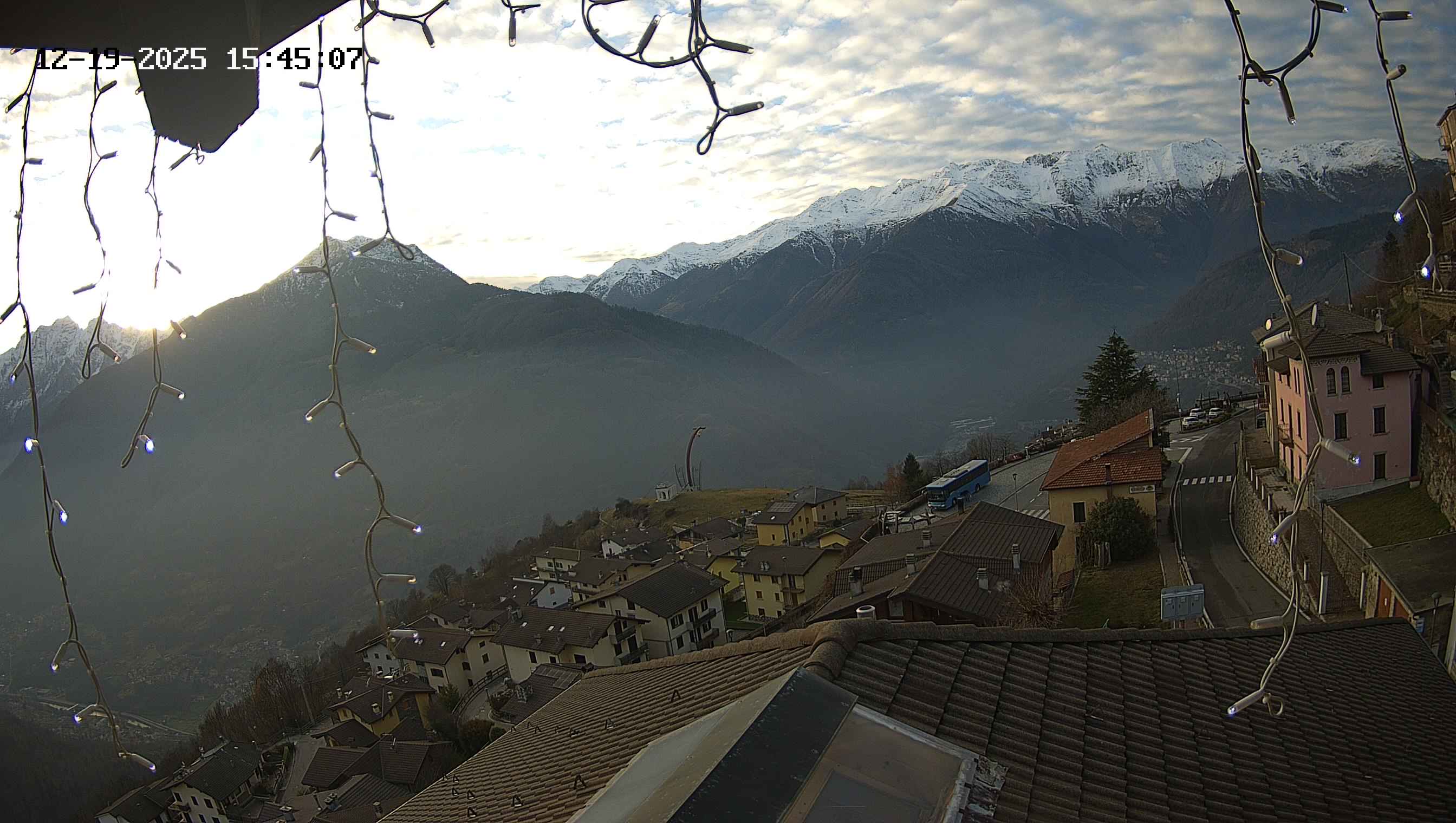 immagine della webcam nei dintorni di Esine: webcam Cevo