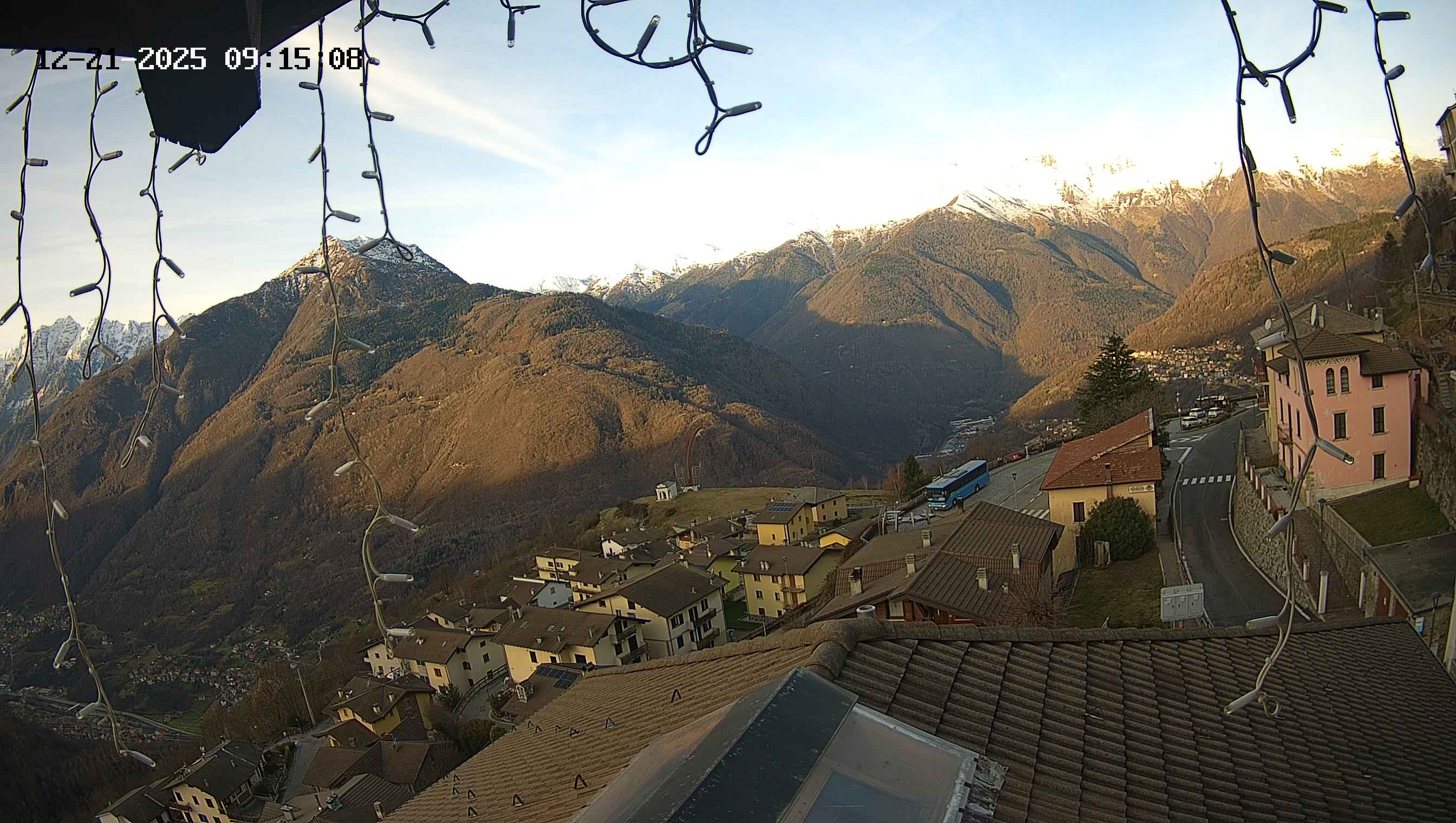 immagine della webcam nei dintorni di Magnolta: webcam Cevo