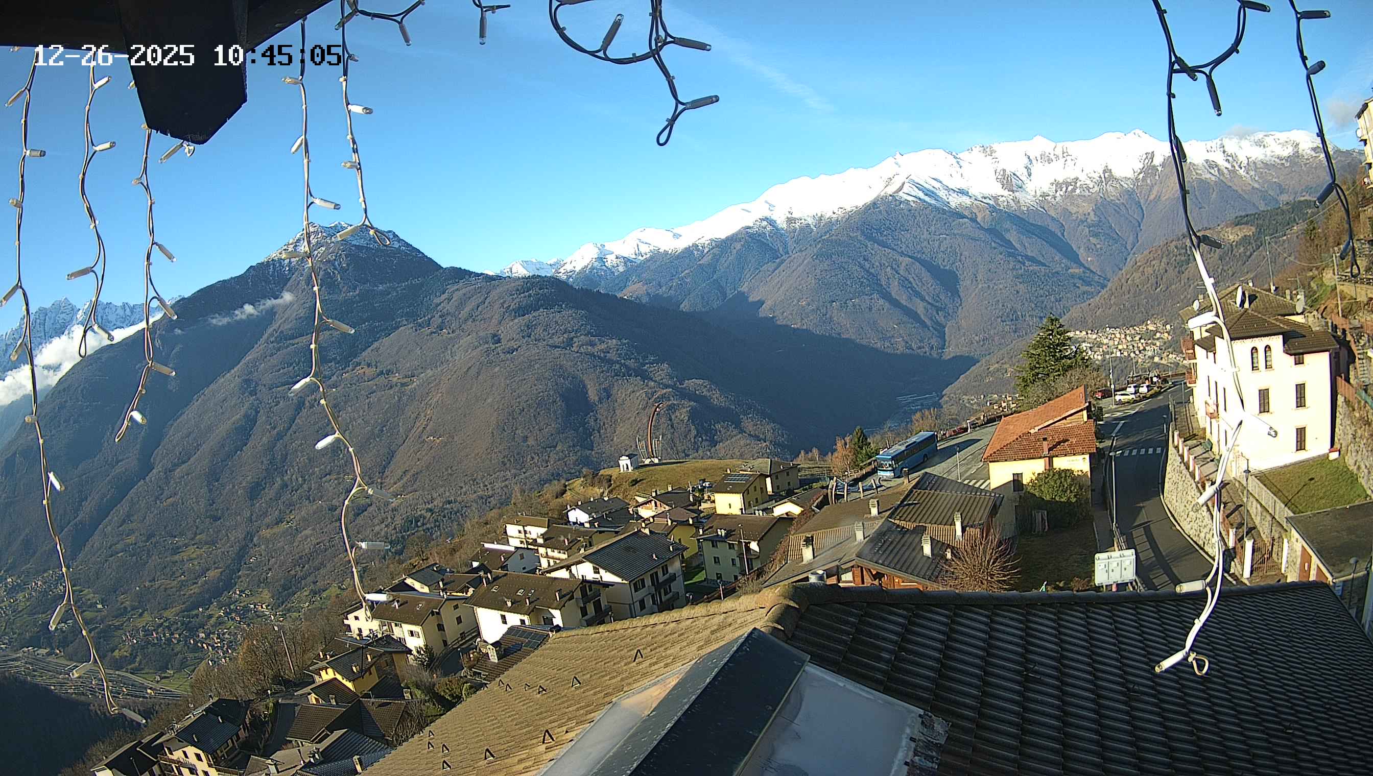 immagine della webcam nei dintorni di Ponte di Legno: webcam Cevo