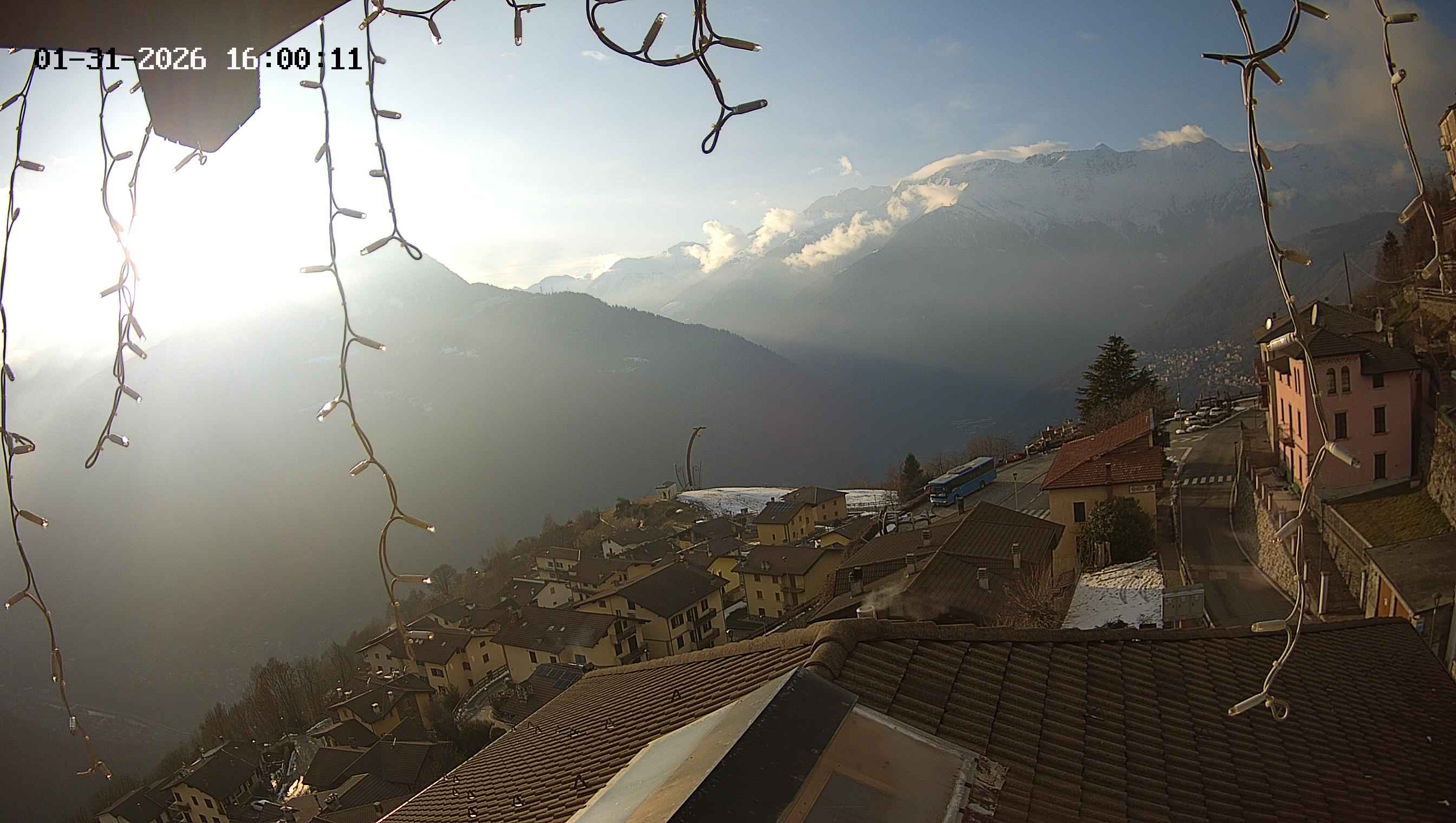 immagine della webcam nei dintorni di Esine: webcam Cevo