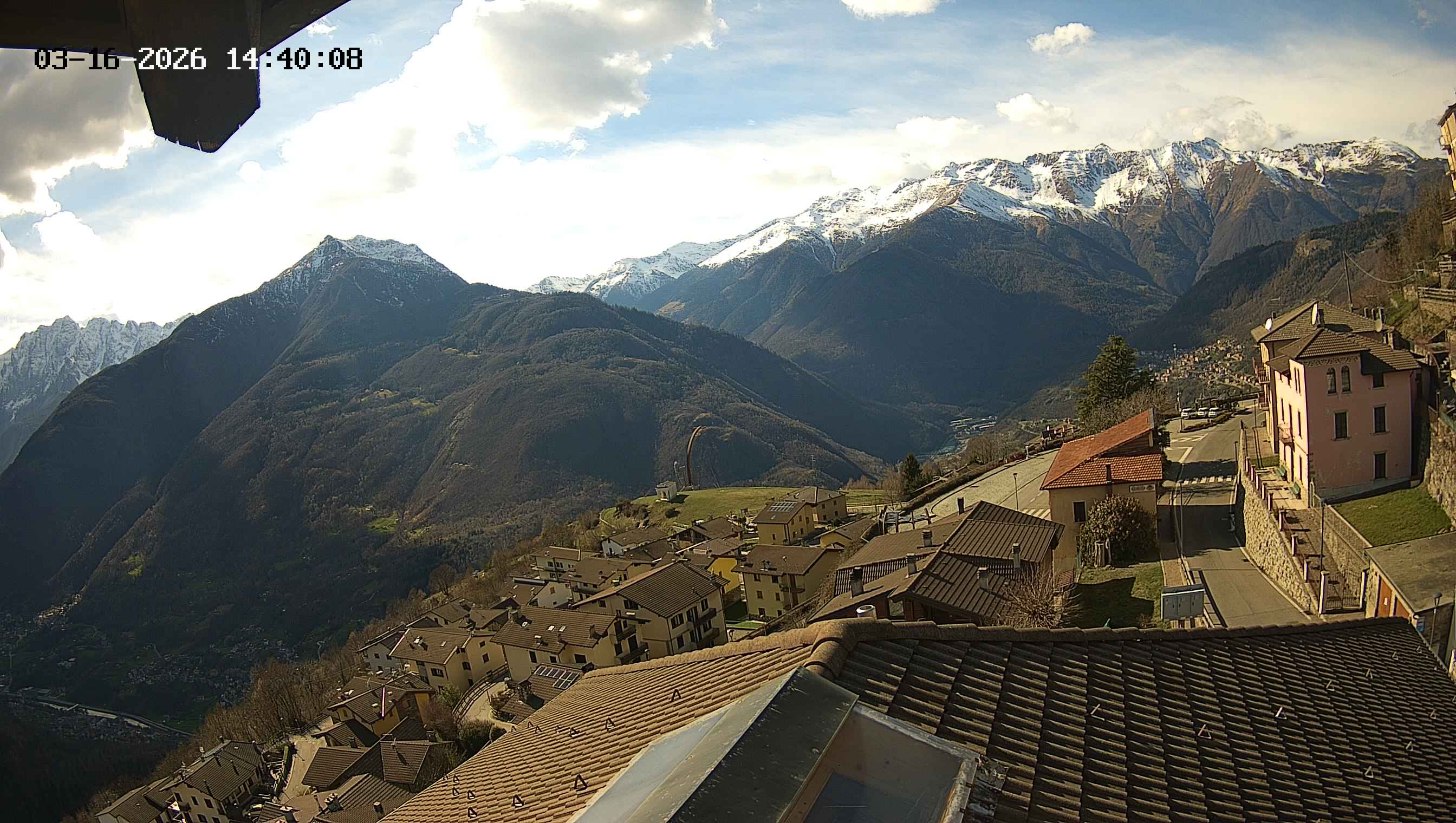 immagine della webcam nei dintorni di Prestine: webcam Cevo