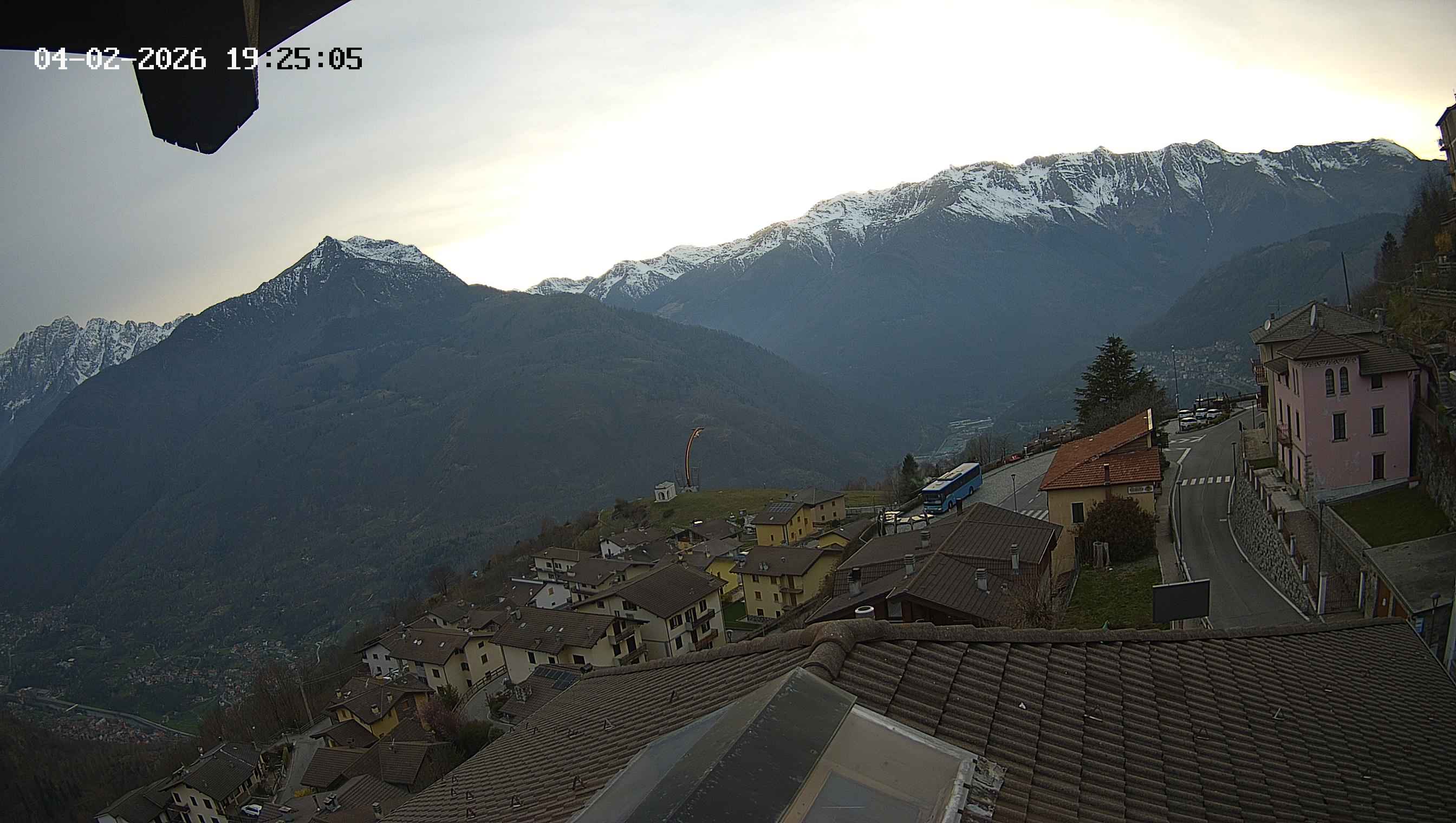 immagine della webcam nei dintorni di Bianzone: webcam Cevo