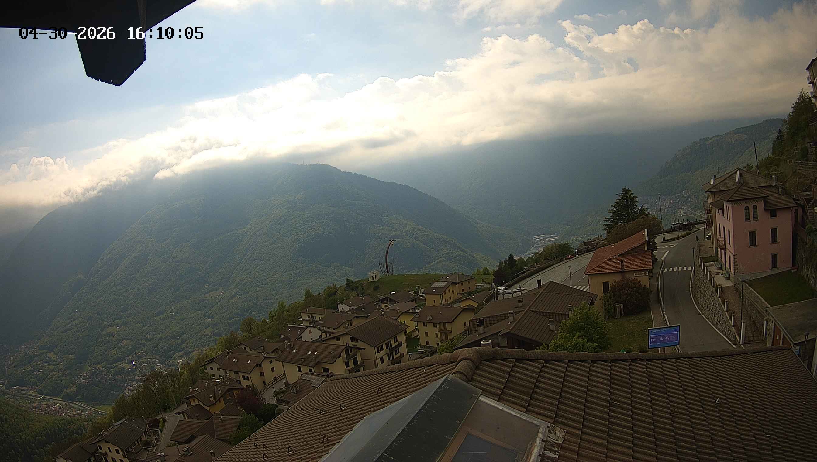 immagine della webcam nei dintorni di Ghiacciaio Presena: webcam Cevo