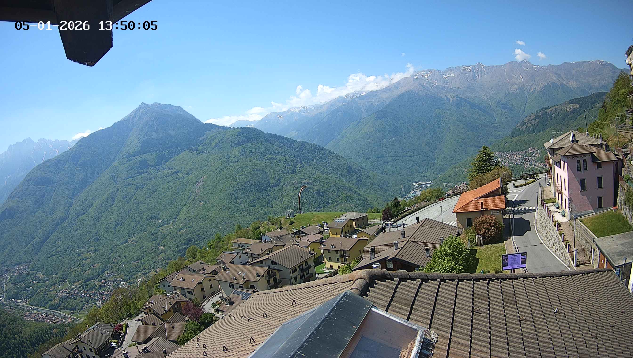 immagine della webcam nei dintorni di Prestine: webcam Cevo