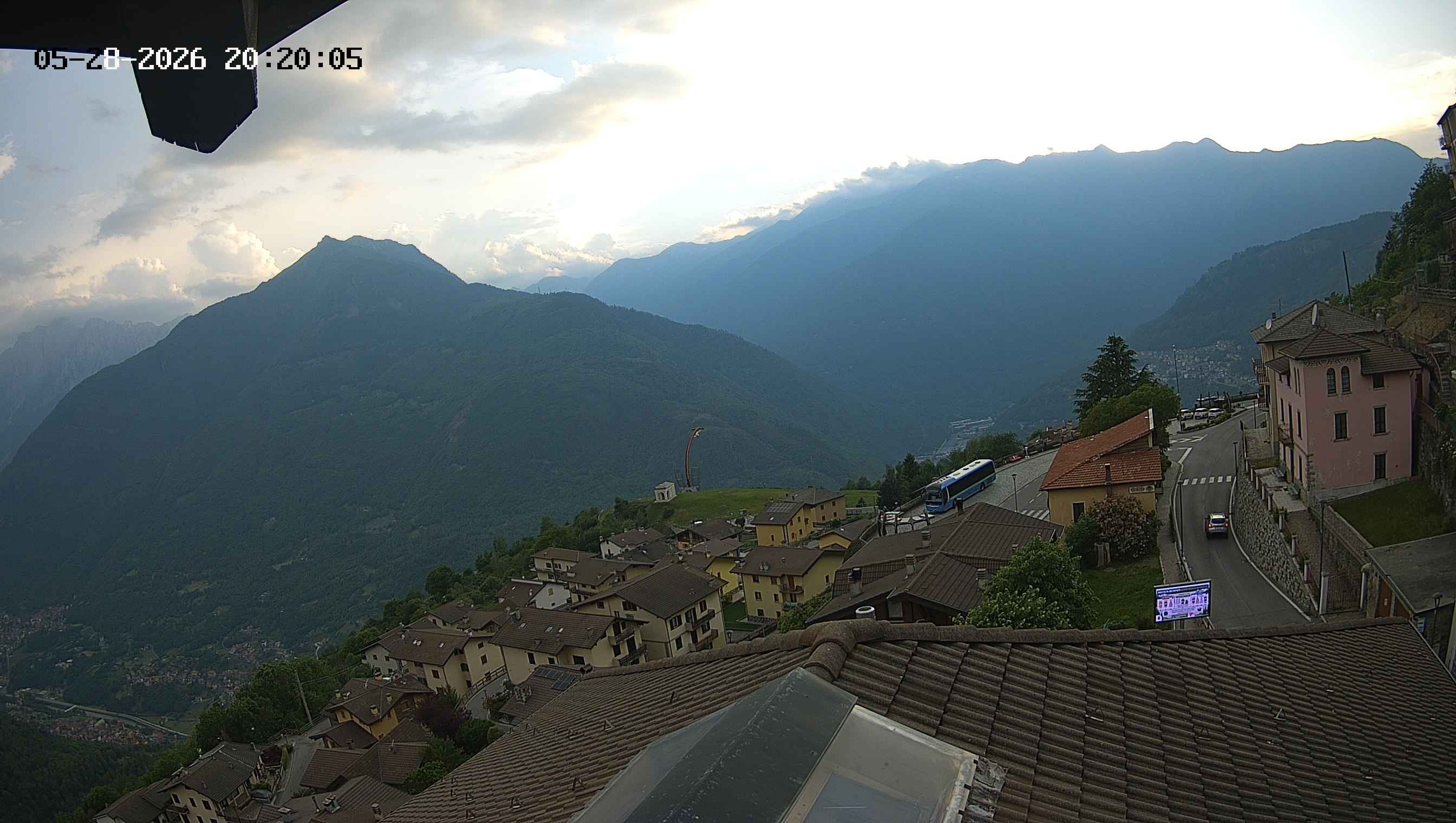 immagine della webcam nei dintorni di Schilpario: webcam Cevo