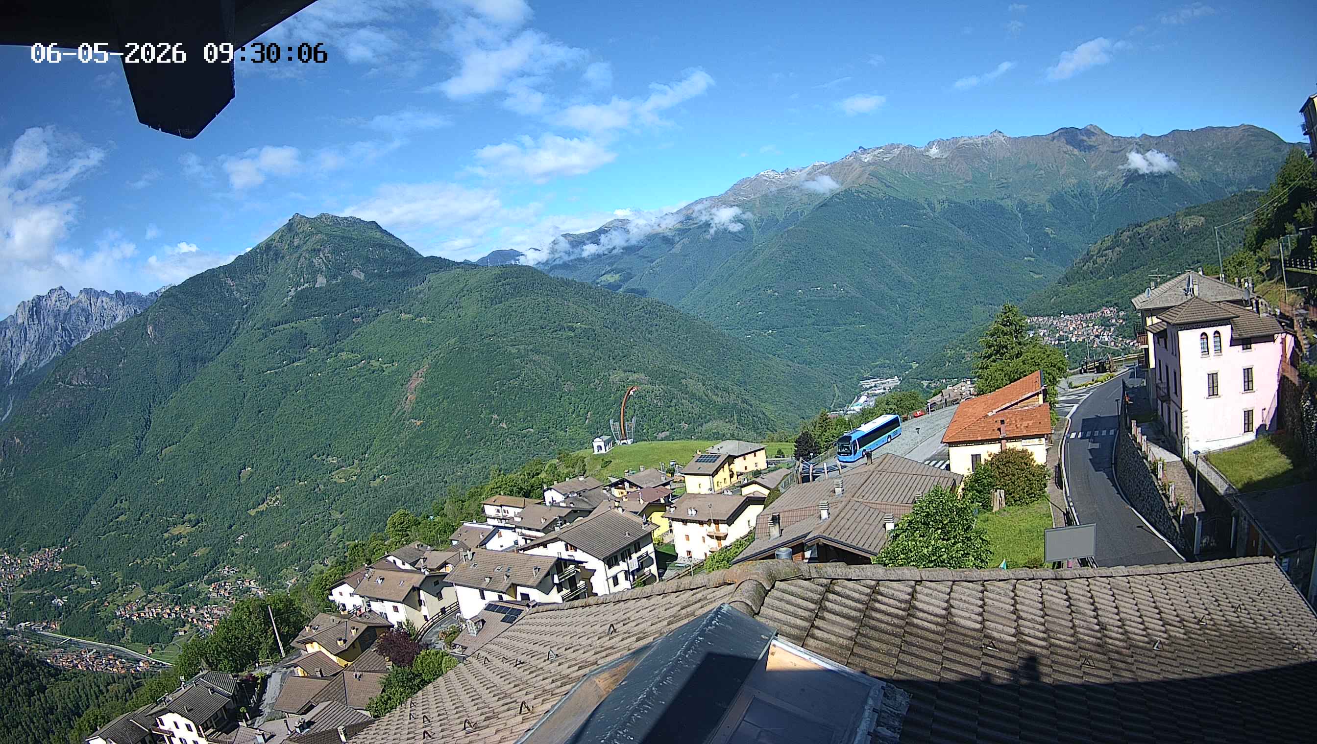 immagine della webcam nei dintorni di Saviore dell'Adamello: webcam Cevo