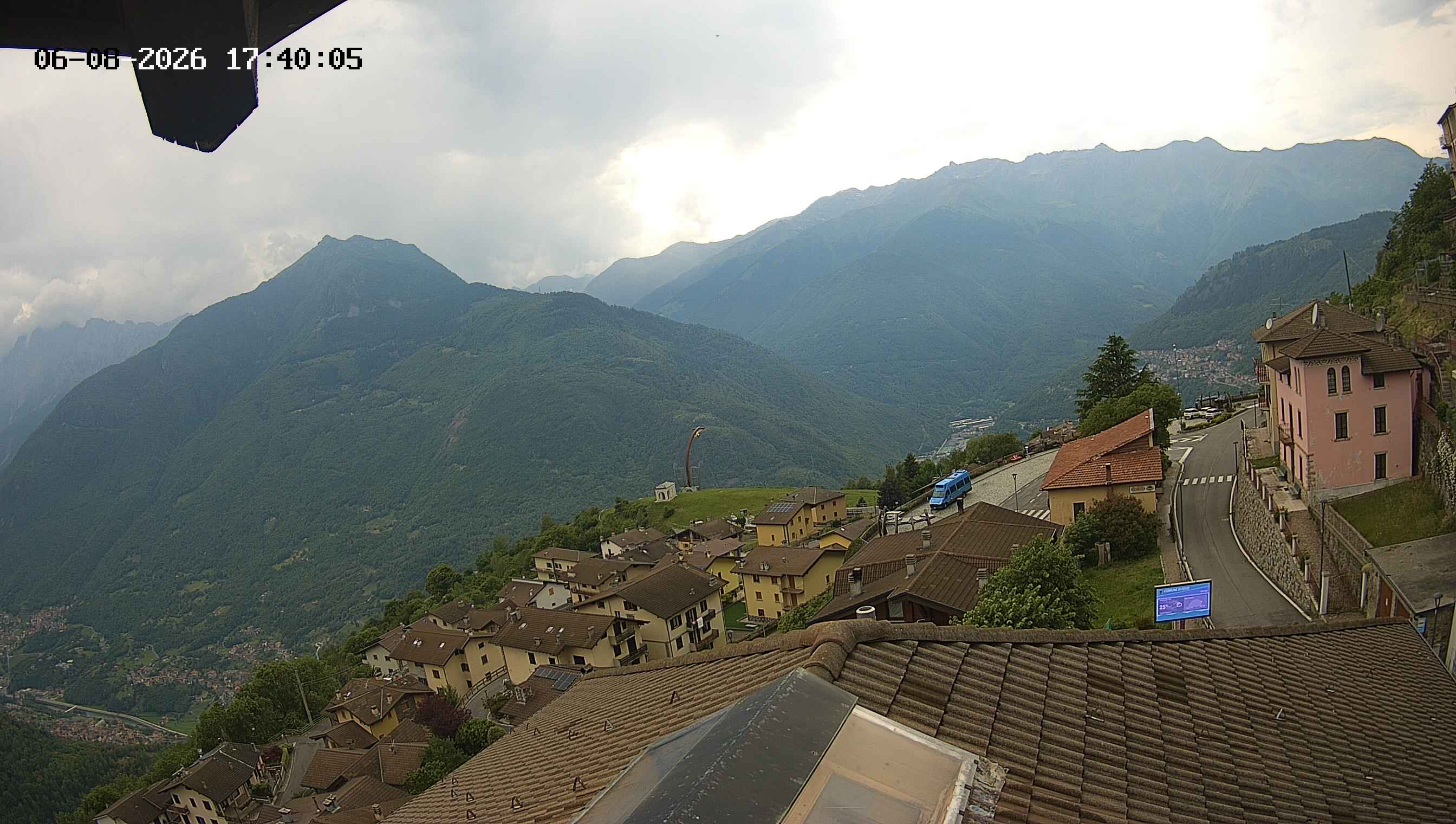 immagine della webcam nei dintorni di Aprica: webcam Cevo
