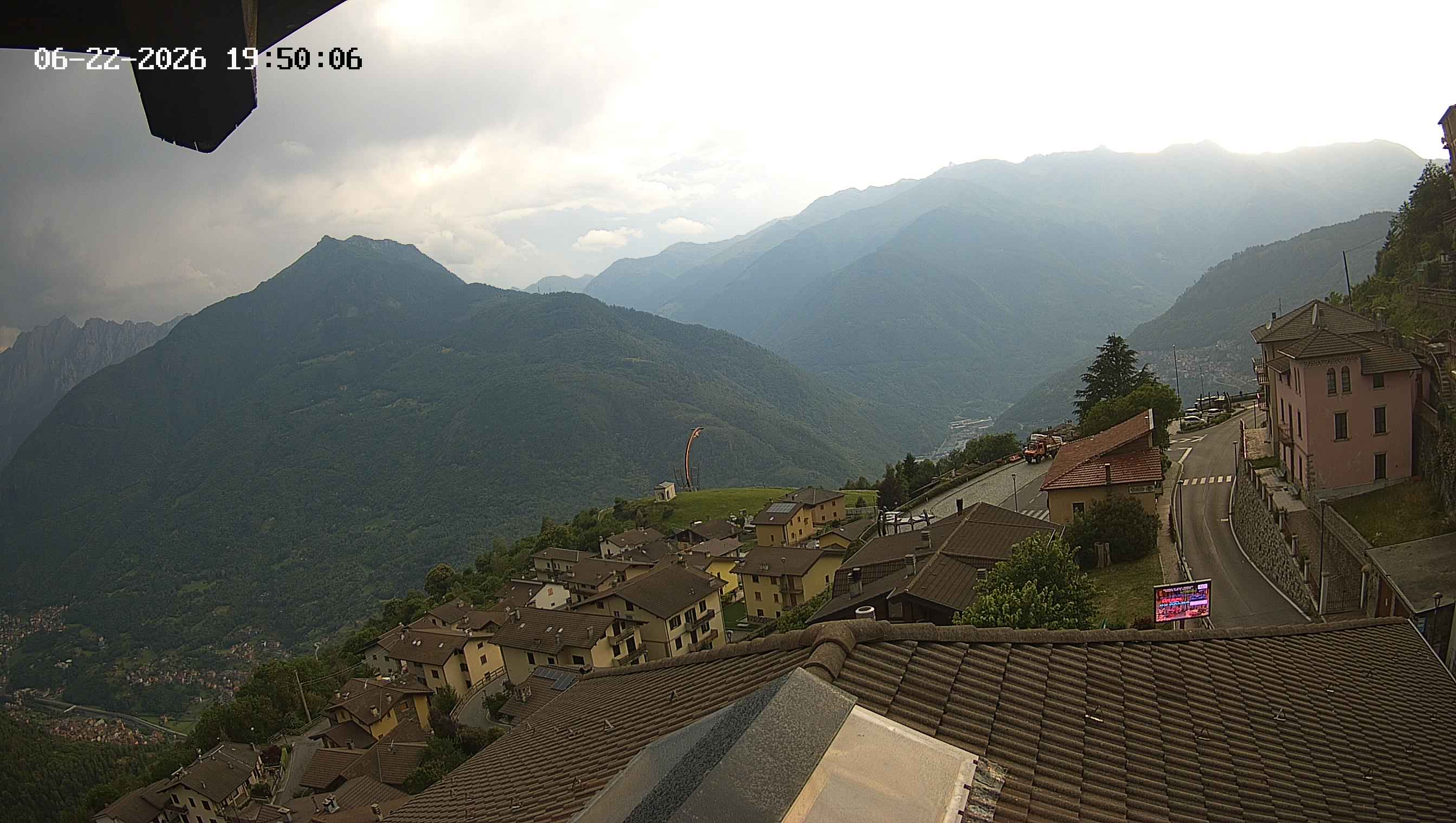 immagine della webcam nei dintorni di Bianzone: webcam Cevo