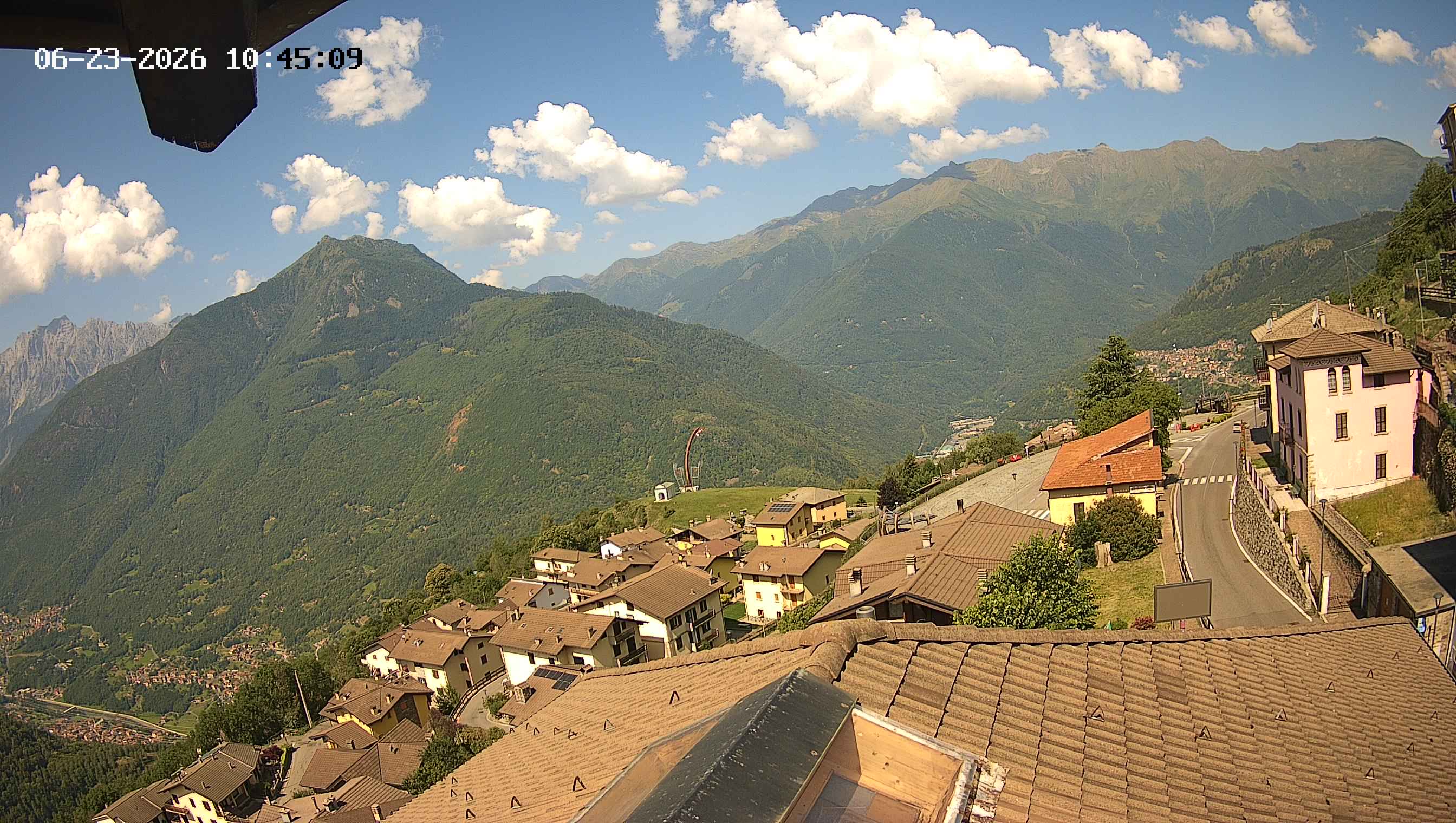 immagine della webcam nei dintorni di Bianzone: webcam Cevo