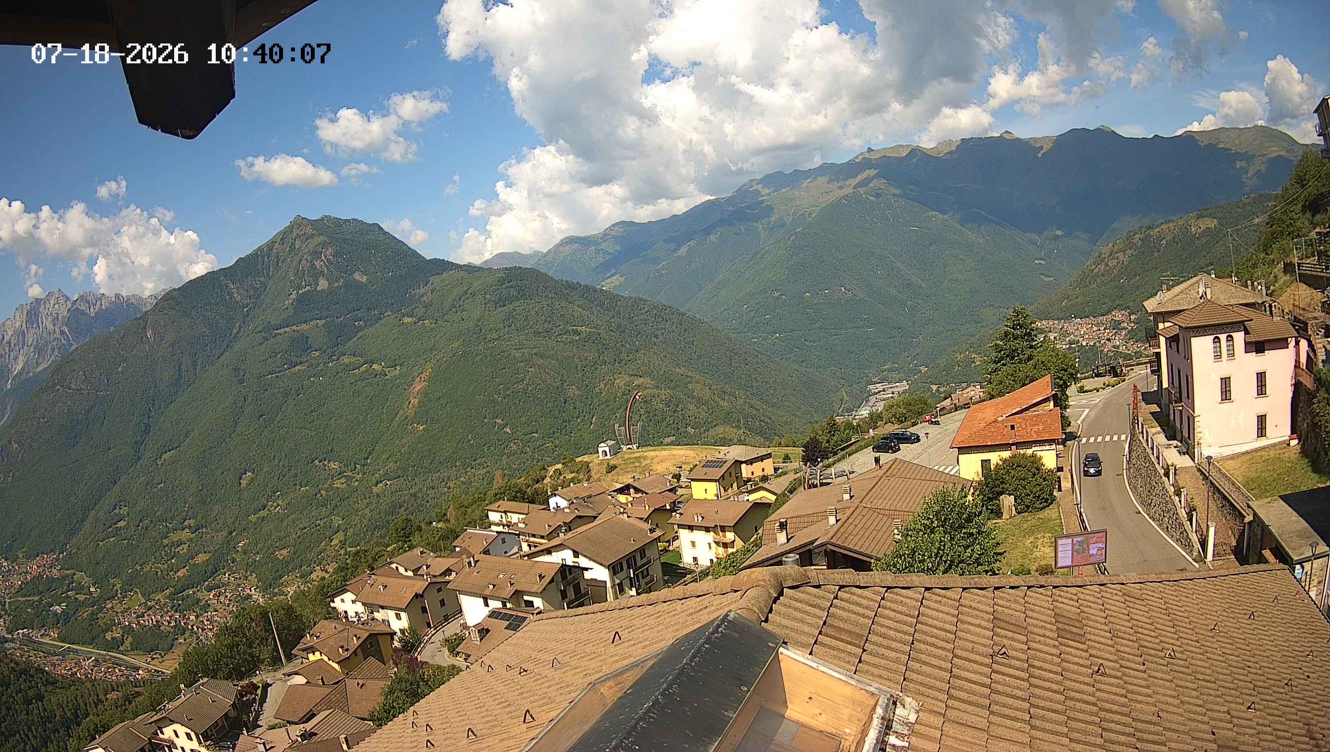 immagine della webcam nei dintorni di Ponte di Legno: webcam Cevo