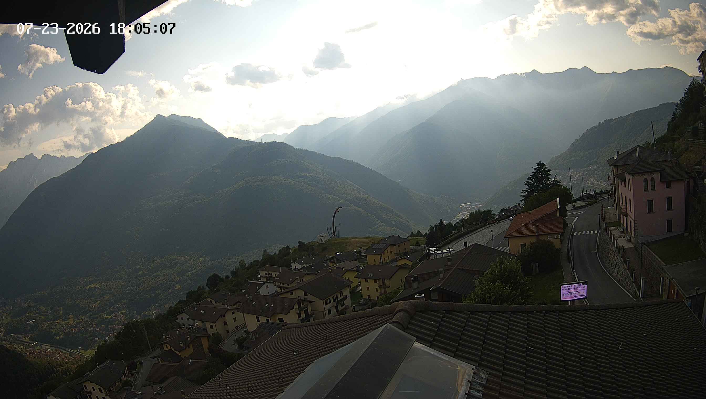immagine della webcam nei dintorni di Tirano: webcam Cevo